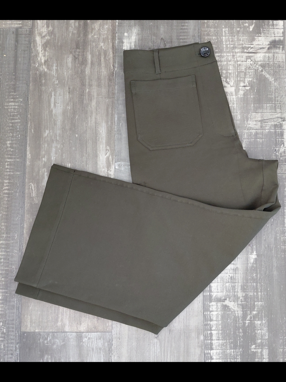 Quince Ultra-Stretch Ponte Cropped Wide Leg PantsSize 10 - Picture 7 of 8